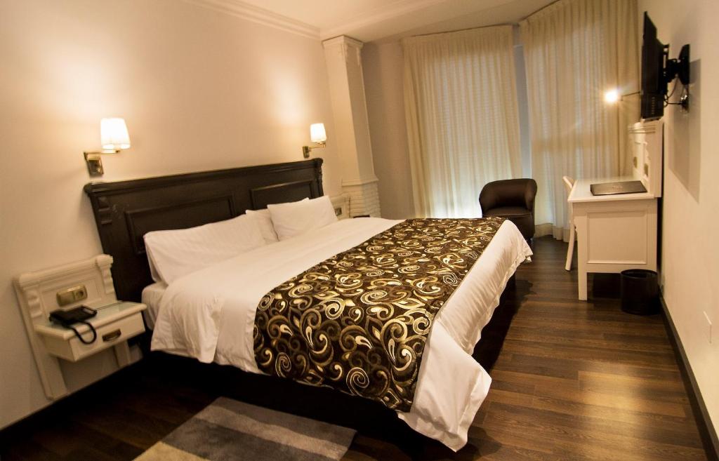 Avent Verahotel (Vera) 