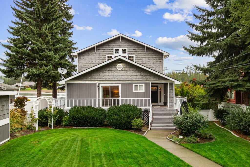 River Chalet CDA (Coeur d'Alene)