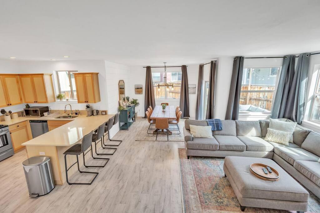 Luxury Getaway w/ Private Hot Tub