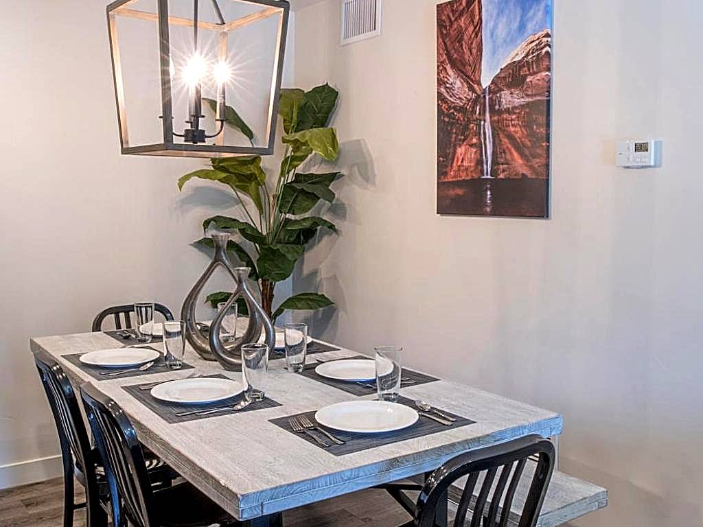 Moab Redcliff Condos: Apartment with Balcony (Moab)